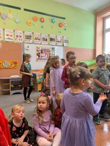 Przedszkolaki-podczas-Zabawy-Andrzejkowej-7