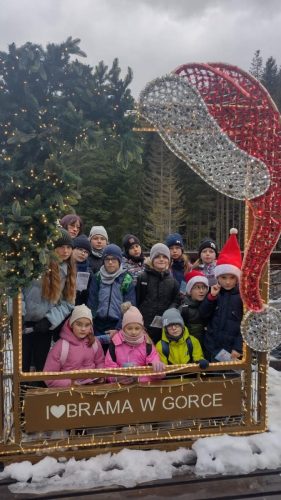 Wyjazd-mikolajkowy-uczniow-kl.-I-III-do-Bramy-Gorce-w-Nowym-Targu-15