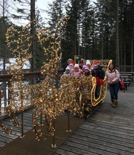 Wyjazd-mikolajkowy-uczniow-kl.-I-III-do-Bramy-Gorce-w-Nowym-Targu-4