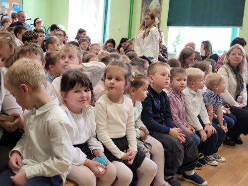 Uroczysta-akademia-z-okazji-Dnia-Nauczyciela-16