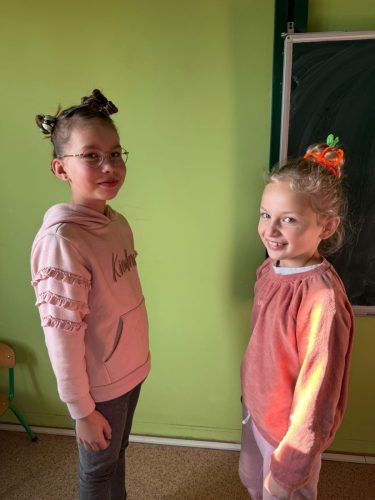 Dzien-Szalonej-Fryzury12