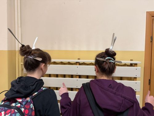 Dzien-Szalonej-Fryzury4