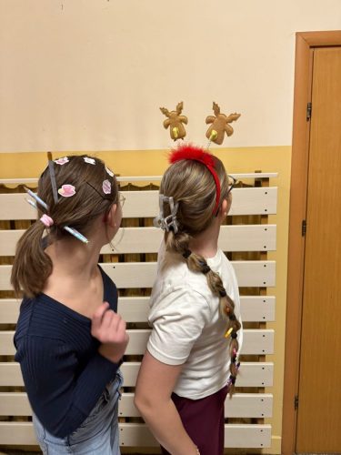 Dzien-Szalonej-Fryzury8