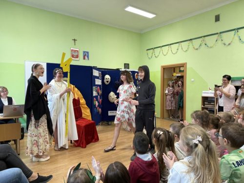 Szkolny-Dzien-Teatru-8