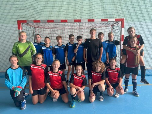 Gminne zawody sportowe w piłce nożnej klas VIII-VII 2025