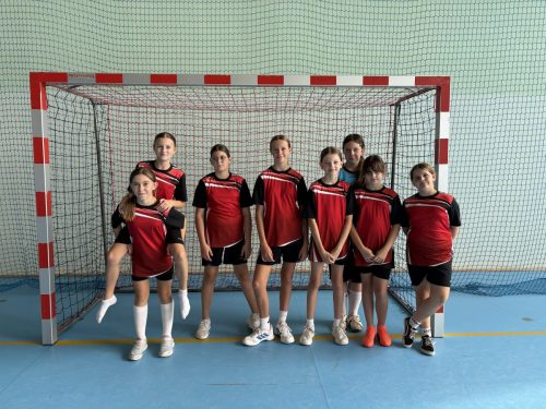 Gminne-zawody-w-pilke-nozna-dla-klas-4-6-w-Lapszach-Niznych-3