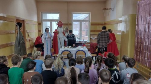 Wzruszajace-spotkanie-z-grupa-Czastki-elementarne-z-Czerwiennego-12 (1)