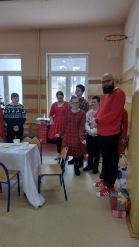 Wzruszajace-spotkanie-z-grupa-Czastki-elementarne-z-Czerwiennego-13 (1)