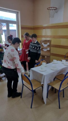 Wzruszajace-spotkanie-z-grupa-Czastki-elementarne-z-Czerwiennego-19 (1)