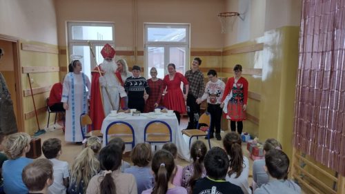 Wzruszajace-spotkanie-z-grupa-Czastki-elementarne-z-Czerwiennego-7