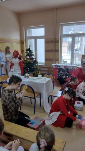 Wzruszajace-spotkanie-z-grupa-Czastki-elementarne-z-Czerwiennego-9 (1)