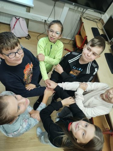 Dzialania-z-okazji-Tygodnia-Przeciwdzialania-Przemocy-Rowiesnieczej-23