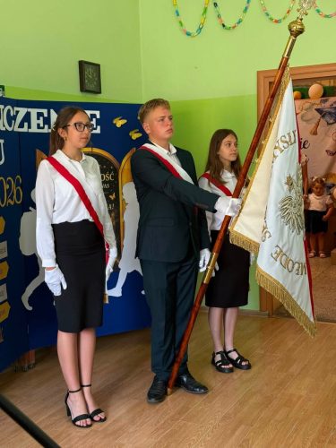 Poczet-sztandarowy