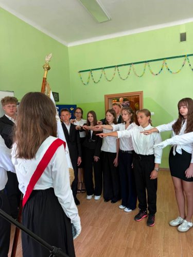 Slubowanie-uczniow-klasy.-VIII