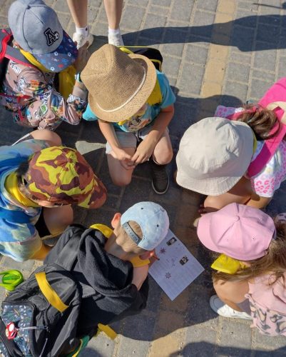 SPACER-Z-BLOGOSLAWIONYM-–-WYCIECZKA-UCZNIOW-KLAS-I–III-DO-LAPSZ-NIZNYCH-16