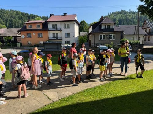 SPACER-Z-BLOGOSLAWIONYM-–-WYCIECZKA-UCZNIOW-KLAS-I–III-DO-LAPSZ-NIZNYCH-27