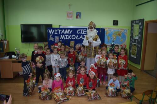 Wizyta-Swietego-Mikolaja-w-oddzialach-przedszkolnych-12