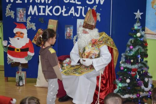 Wizyta-Swietego-Mikolaja-w-oddzialach-przedszkolnych-16