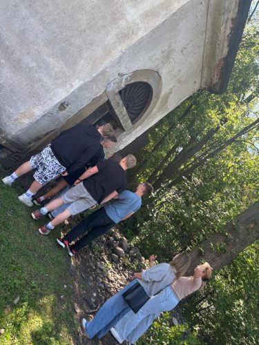 Wycieczka-Dookola-Spisza-Piwniczki-we-Frydmanie