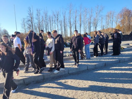 Wycieczka uczniów klasy 8 do Auschwitz-Birkenau 2025