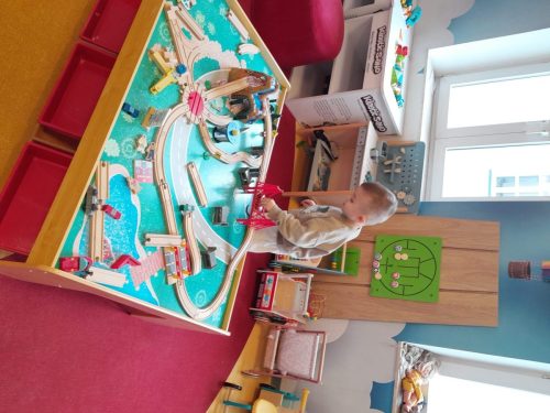 Przedszkolaki-podczas-zabawy-w-Malpim-Gaju-7